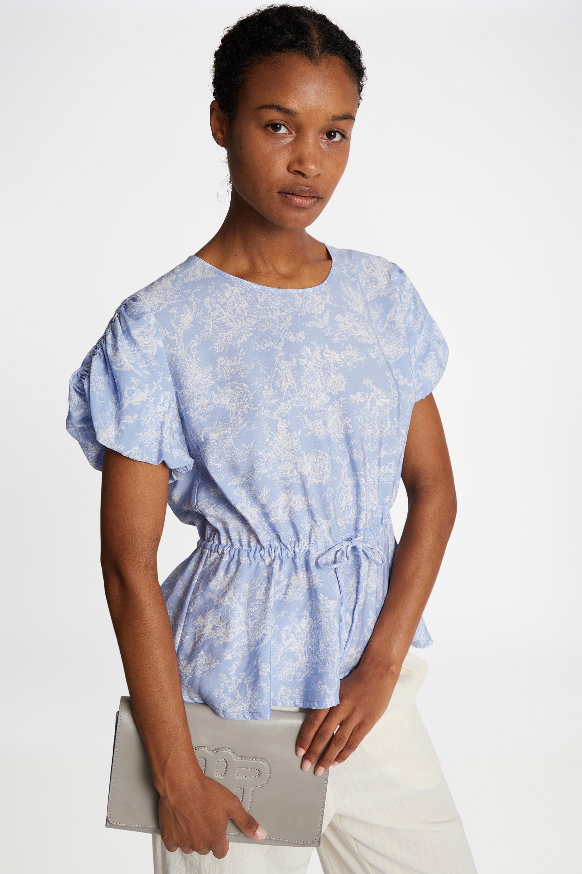 FINONOLA - LIGHT BLUE