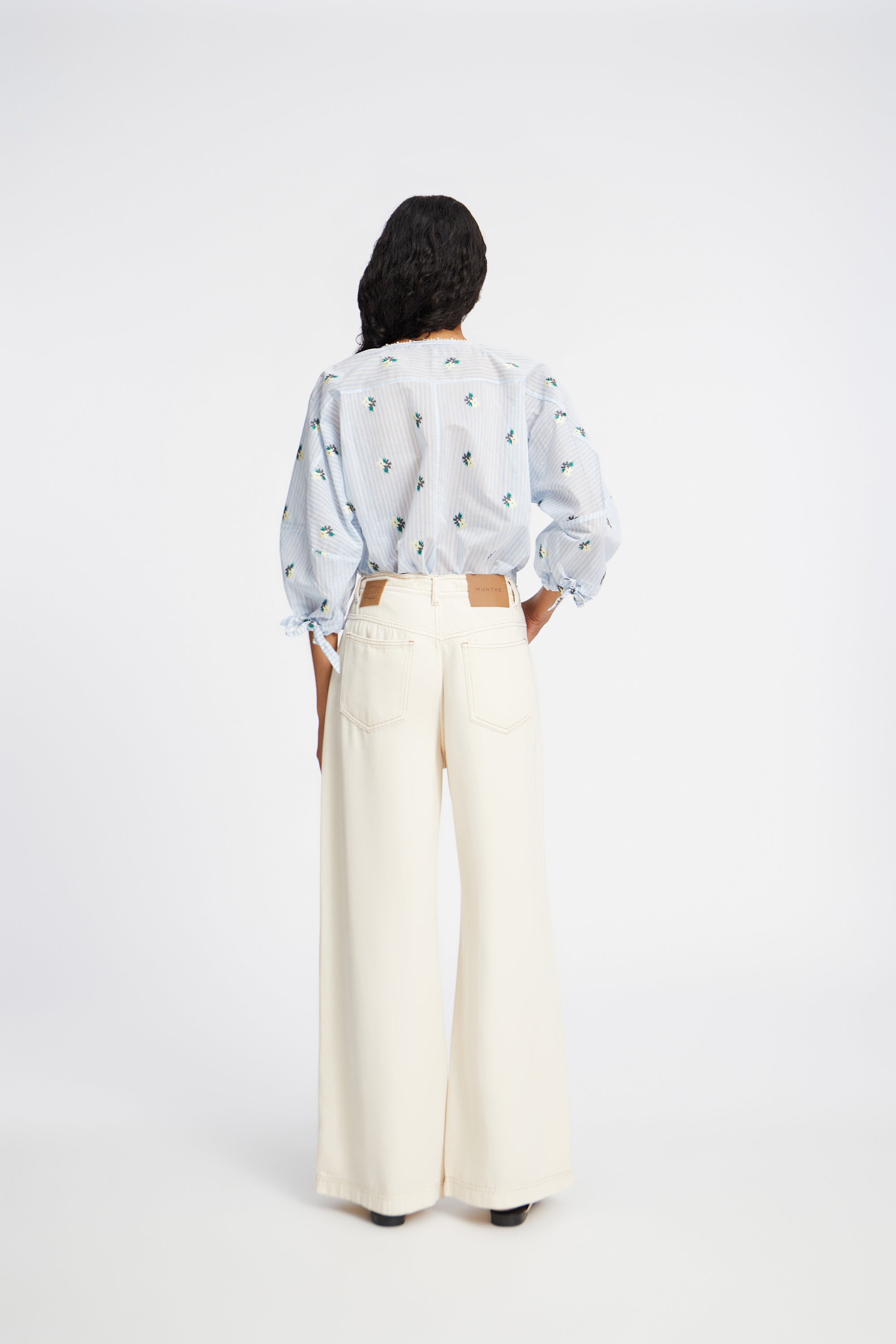 PRISTINA - LIGHT BLUE