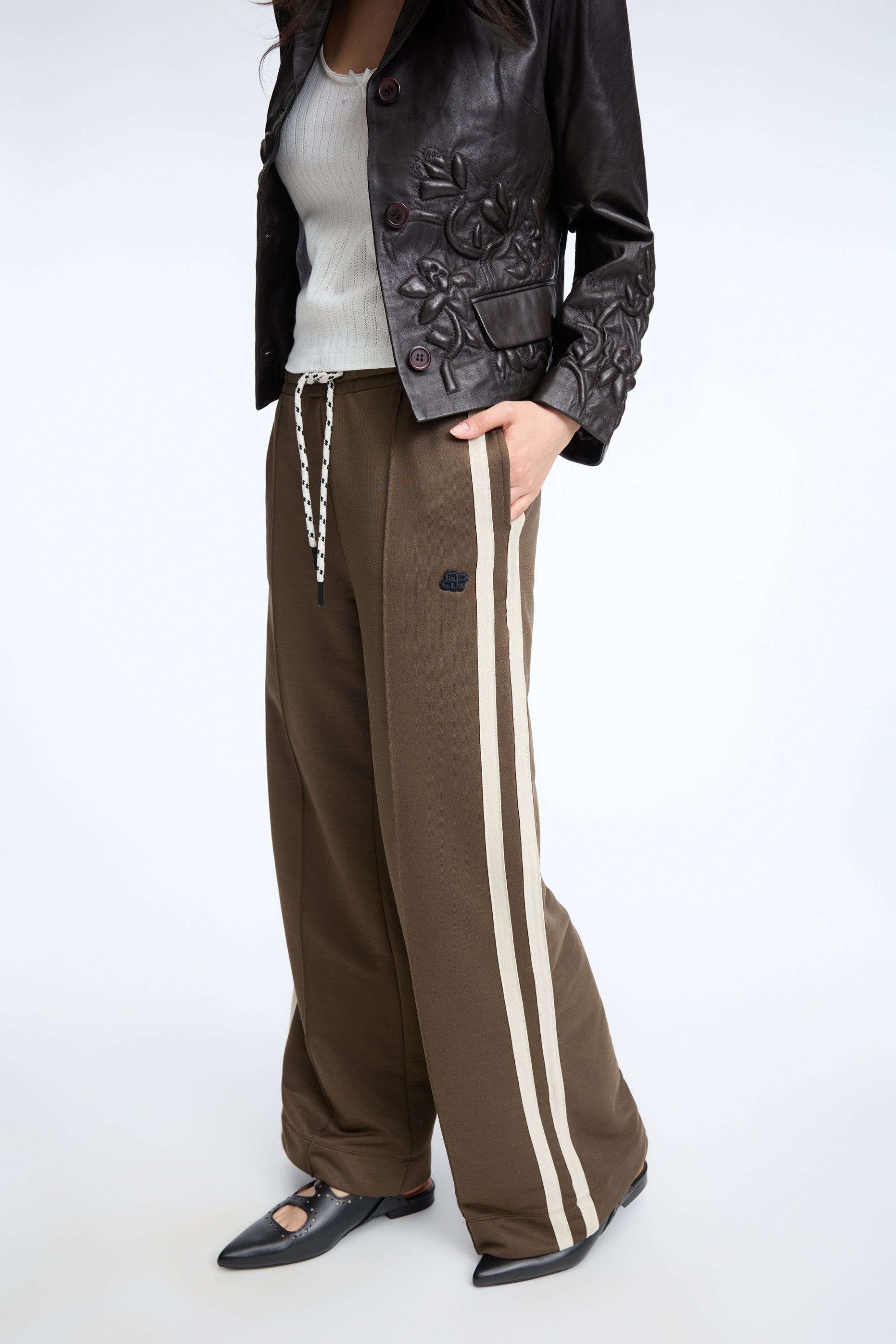 BOUD - BROWN
