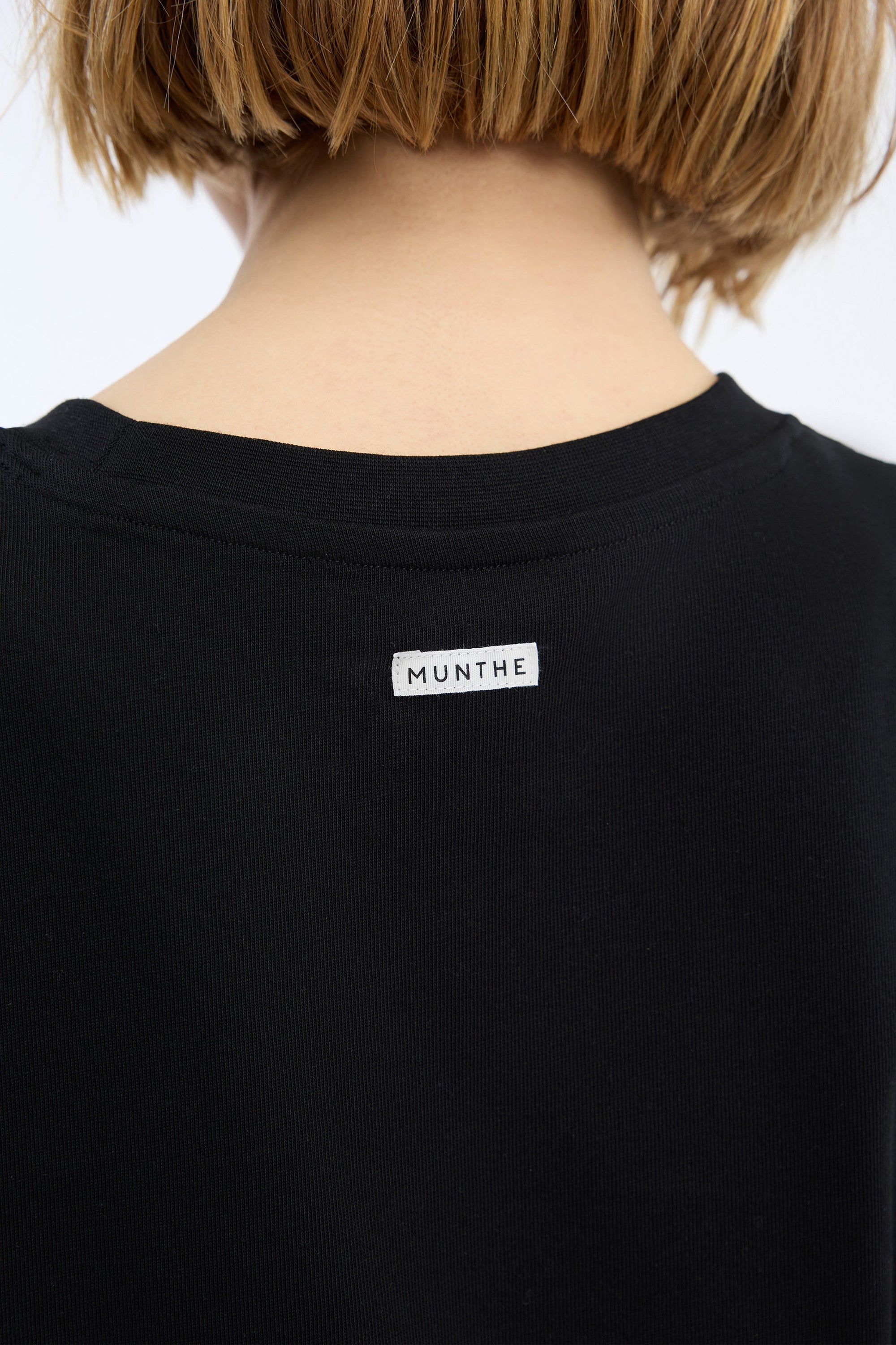 VUPITER - BLACK
