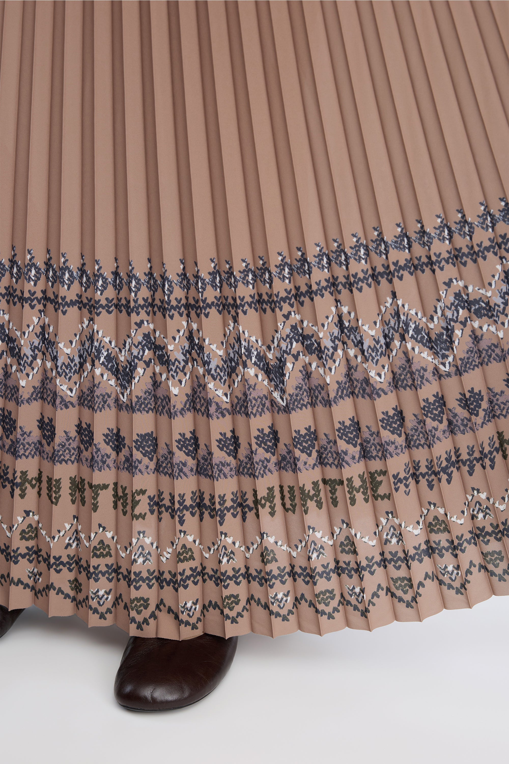 TAULLA - PRINT CAMEL